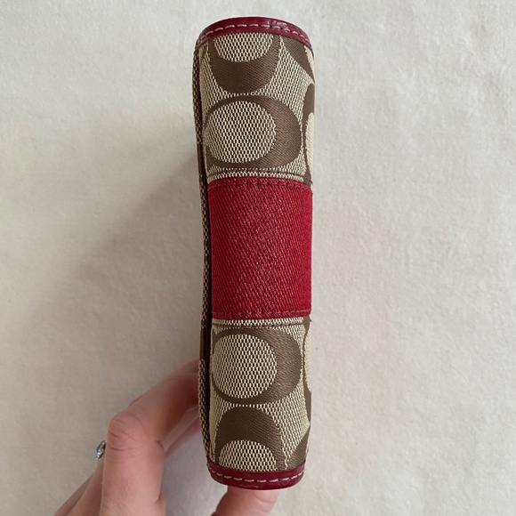 Coach Signature Bifold Wallet - Beige & Red - Picture 5 of 11